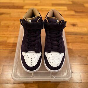 Nike SB Dunk Mid Abyss, Purple and White, Size 13 US